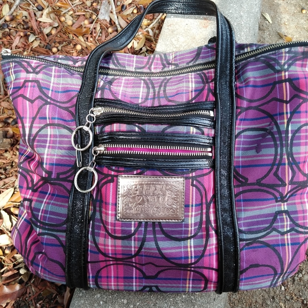 Coach poppy purse